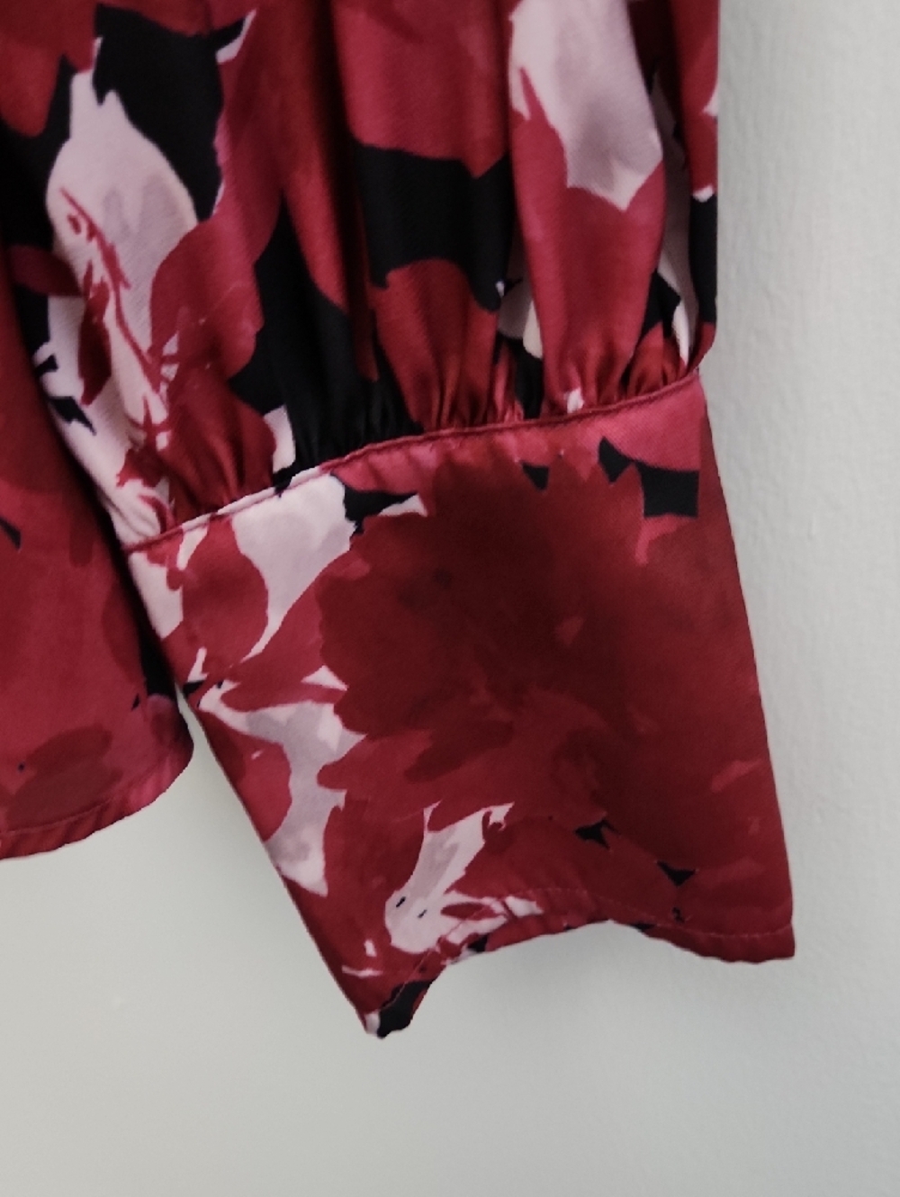 Banana Republic Red, Pink and Black Floral Satin Blouse - Picture 3 of 5